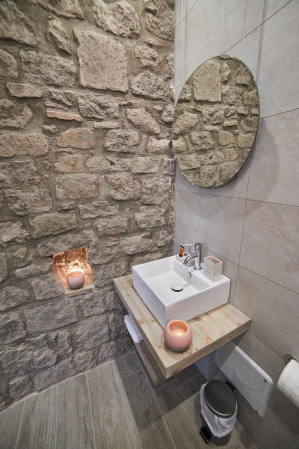 Al22 Di Piazza Del Gesu Hotel Viterbo Exterior photo