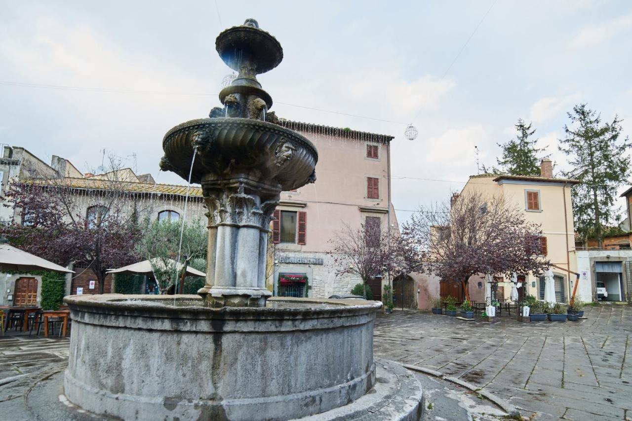 Al22 Di Piazza Del Gesu Hotel Viterbo Exterior photo